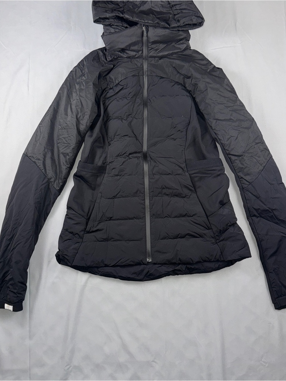 Lululemon Fluff Off Jacket Womens 10 Black Hooded Insulated Full Zip Athletic